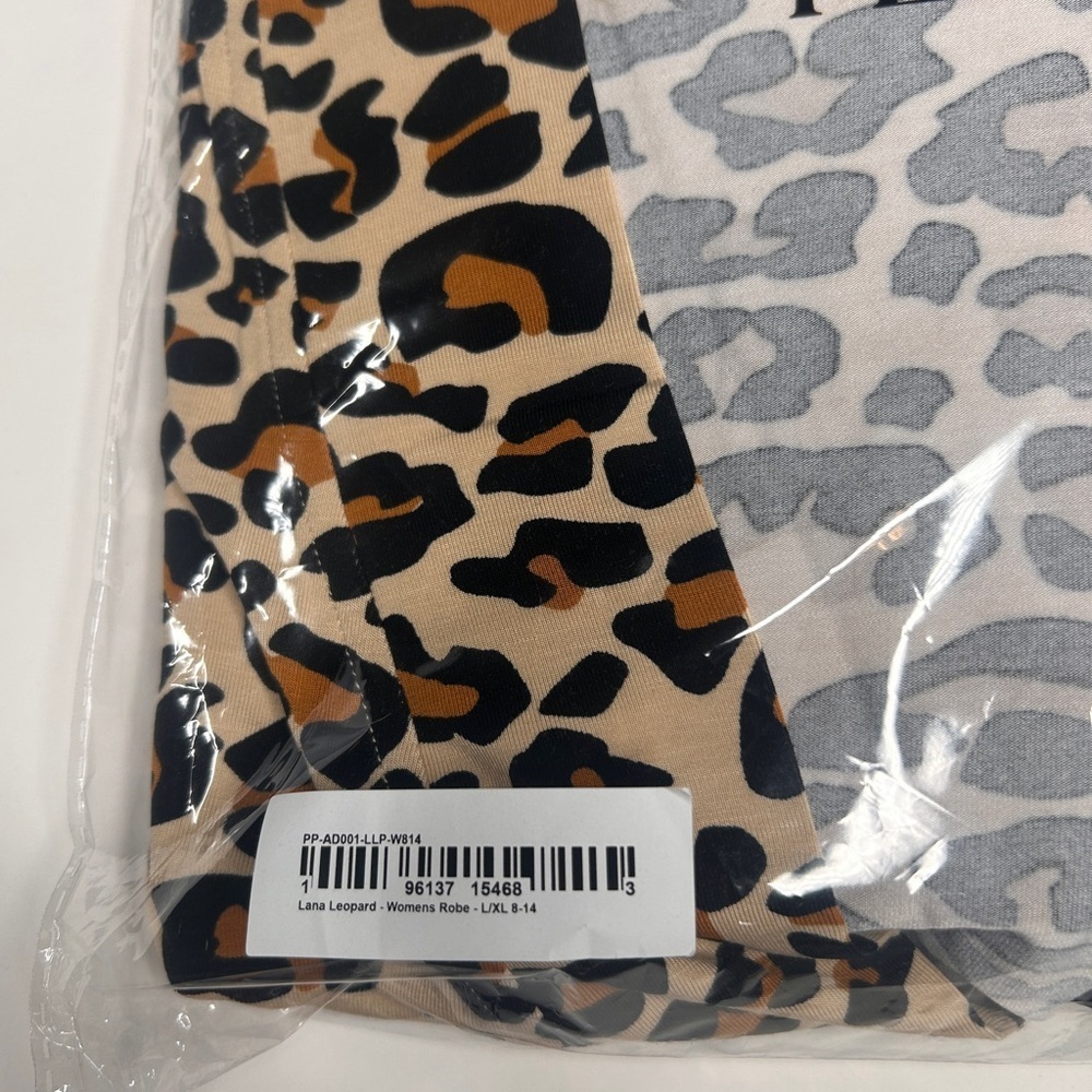 NEW Posh Peanut Women’s Lana Leopard Print Robe Size L/XL. Viscose Bamboo - Picture 10 of 15